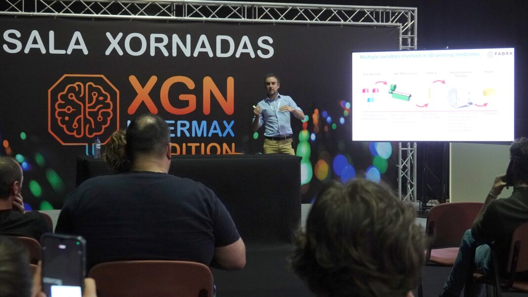 Alvaro Goyanes durante a súa conferencia no XGN DSC07404