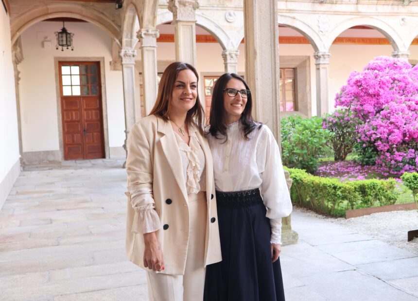 100426 Toma de posesion de Rosa Crujeiras