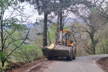 220426 Apertura de cunetas LU P 4806