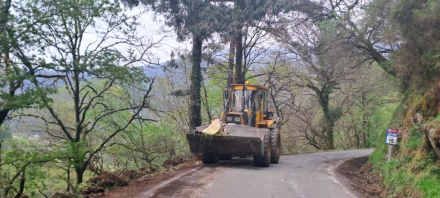 220426 Apertura de cunetas LU P 4806