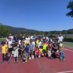 En Tomino o tenis gana por solidariedade 01