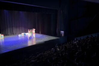 Espectaculo comunidade educativa Dia Internacional do Libro 2026 1