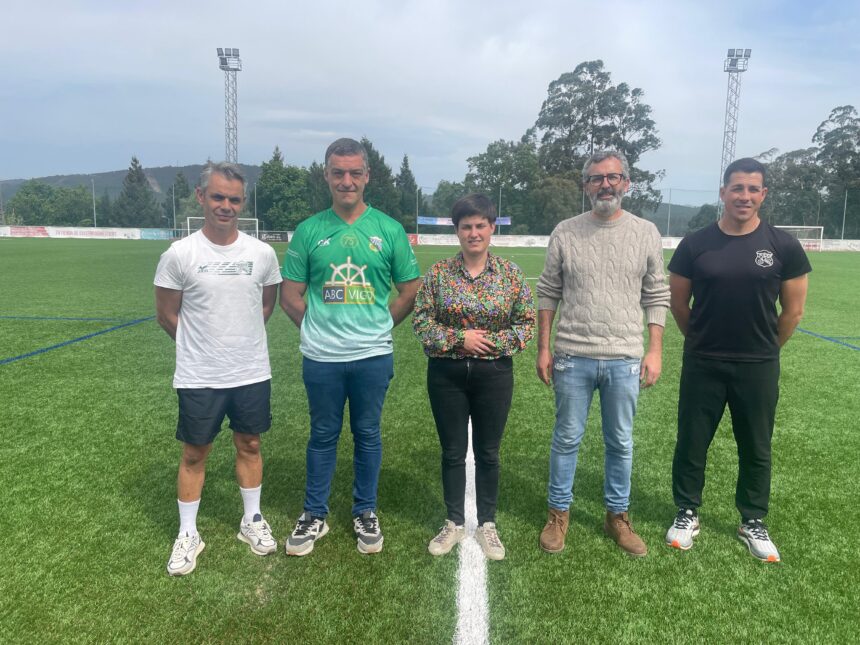 O Rosal estrea un campo de fuitbol pioneiro e sostible que marca un antes e un despois no deporte base
