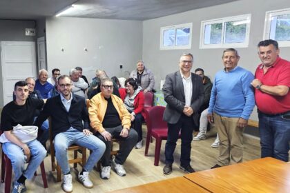 Reunion Luis Menor y afiliados PP Ramiras