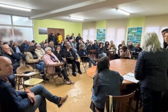 Reunion vecinal Oleiros Abril 2026 2