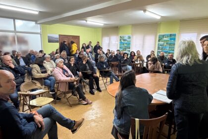 Reunion vecinal Oleiros Abril 2026 2