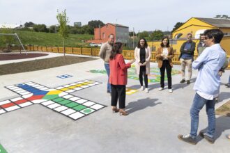 Apg 20260423 ALCALDESA DIAZ OBRAS PARQUE INFANTIL SOMESO 002