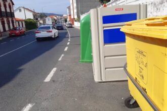 Contendedores en Avda Alxeciras