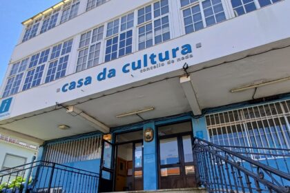 Fachada da Casa da Cultura de Neda