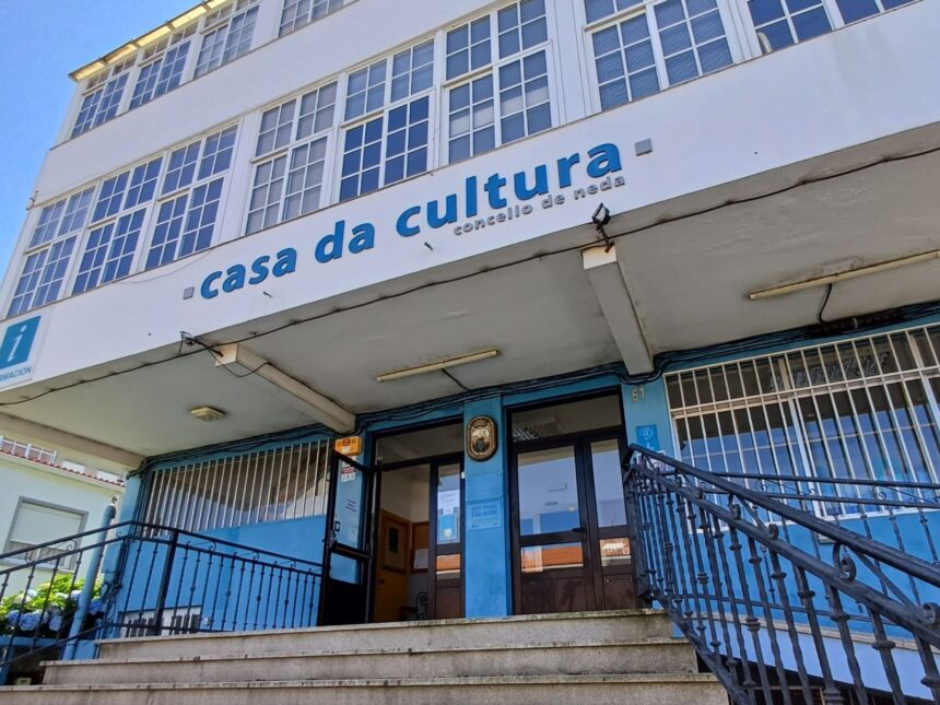 Fachada da Casa da Cultura de Neda