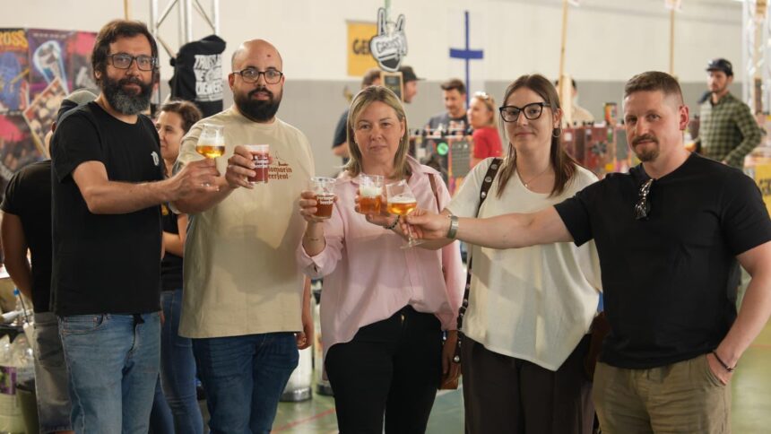 010526 Portomarin Beerfest