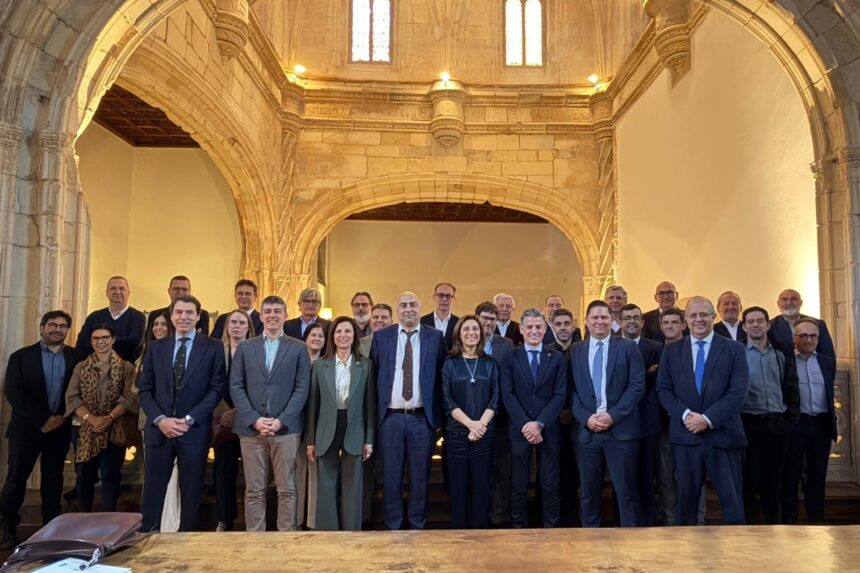 20260512 AVMAlmorzoExecutiveForum2