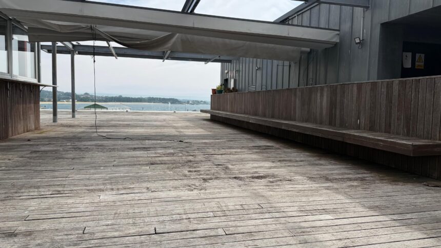 Adxudicacion mellora terraza mercado municipal Maio 2026 2
