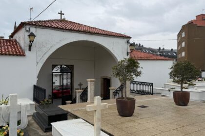 Apertura cemiterios Dia da Nai 2026