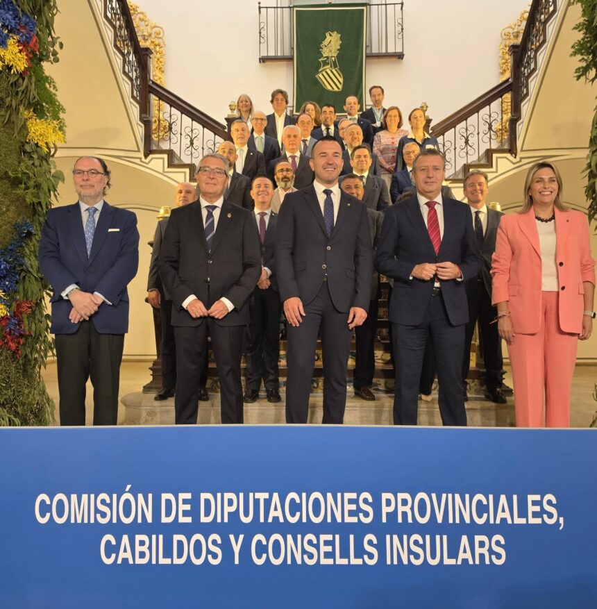 Comision deputacions cabildos e consells Valencia 2