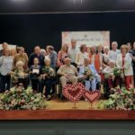Homenaxeadas familiares e integrantes da corporacion