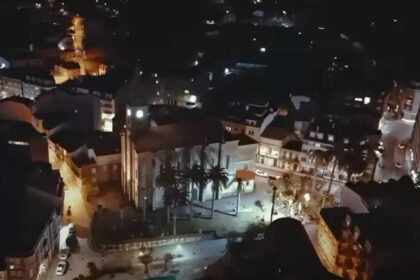 Vista aerea campanario luz