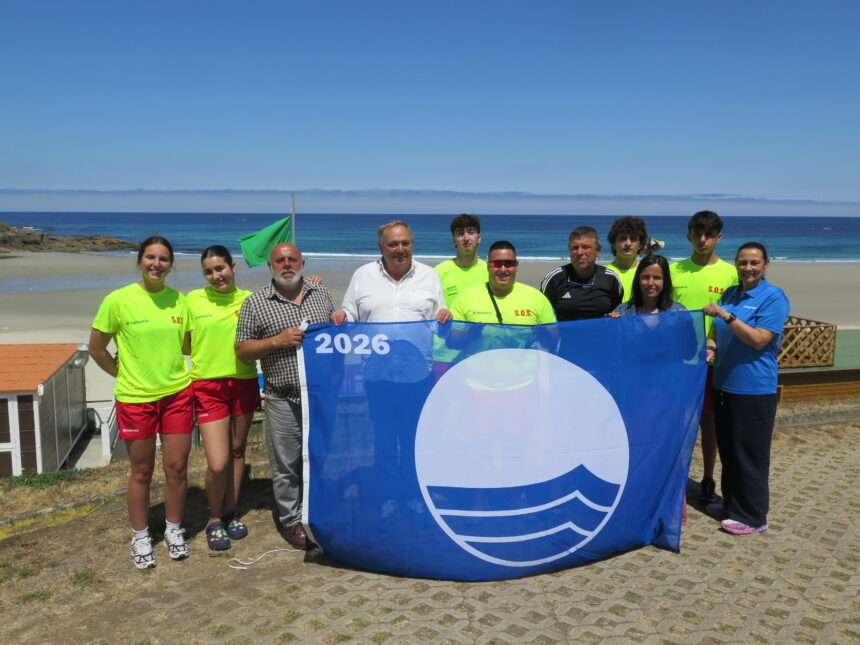 2026 06 16 Izado Bandeira Azul