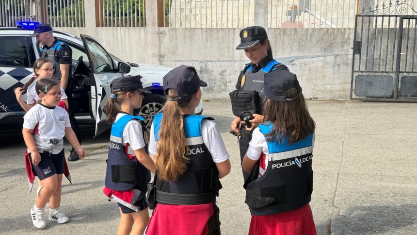 Exhibicion efectivos policiais e emerxencias Xuno 2026 5