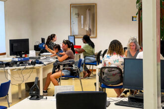 Foto servizo apoio migrantes