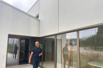 As novas escolas infantis municipais de Pontellas e Budino