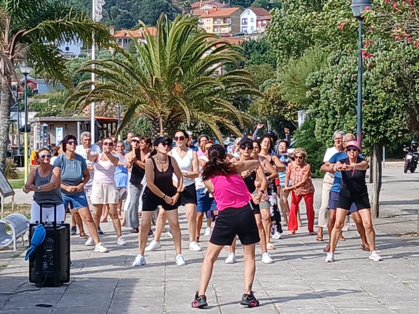 Baile Praia Cesantes 05086a b26e 4d51 baf6 f2bc634ab934