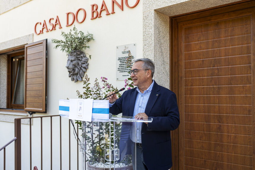 Foto LM inauguracion Casa do Bano 2