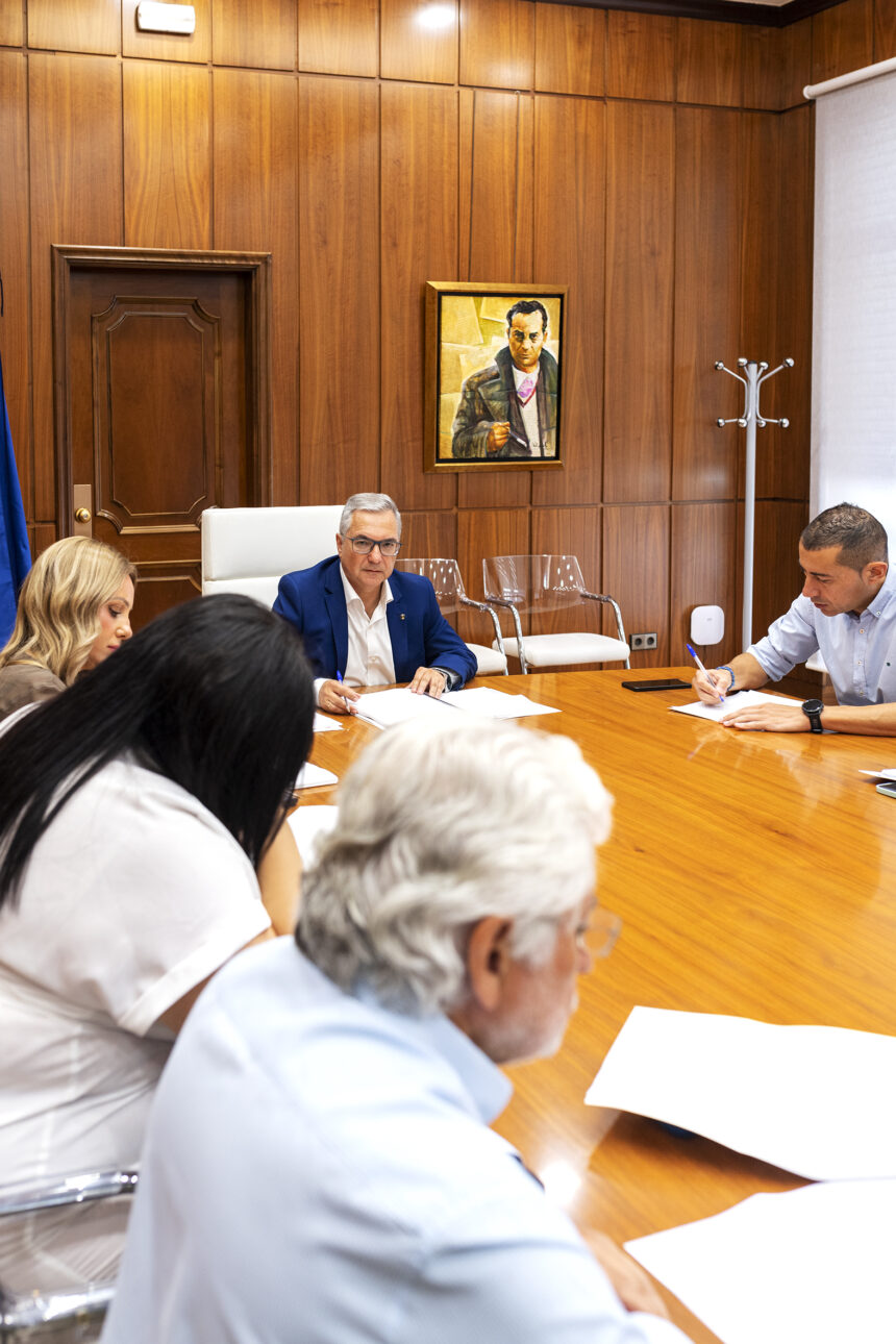 Fotos Xunta Goberno da Deputacion e rolda de presna Luis Menor 260713 3