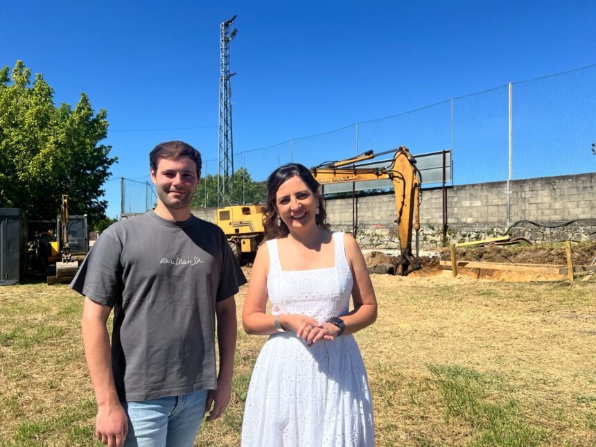 O Concello mellora as instalacions deportivas de Tomino con dous novos vestiarios no campo do Alivio