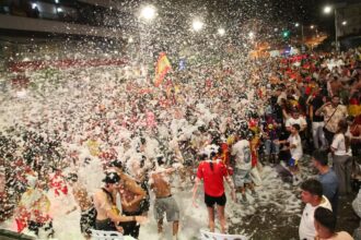 Porrino celebra con 2 500 afeccionados na final do Mundial