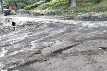 Remate traballos retirada de entullo en Viana 4