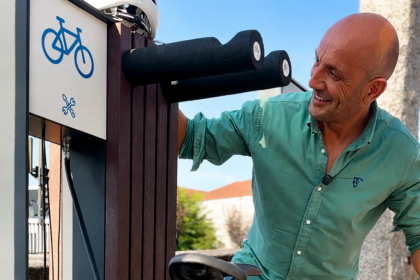 Alejandro Lorenzo San Sebastian totem bicis