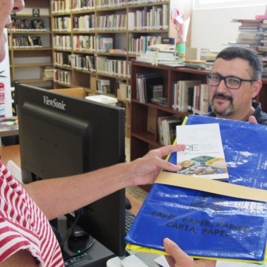 Entrega bolsas reciclaxe reutilizables
