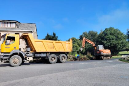 030926 Obras na LU P 2207 en Guitiriz