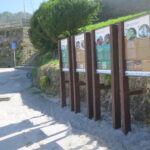 2026 09 21 Paneis plasticos na praia de Caion 2