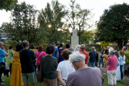 31082026 Visita a Escultura Publica de Tui