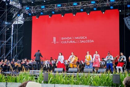 BANDA E DONICELAS