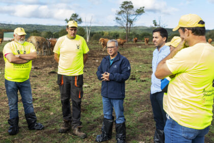 Foto encontro Luis Menor coa Asociacion do Sector Primario de Galicia 1