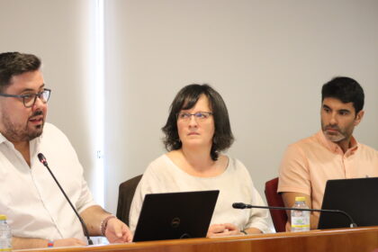 Foto Xabier P Igrexas Ana Marti nez e Filipe Abalde no Pleno