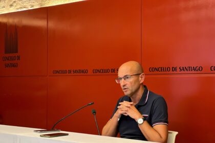 IMAXE Gonzalo Muinos na sala de prensa de Raxoi