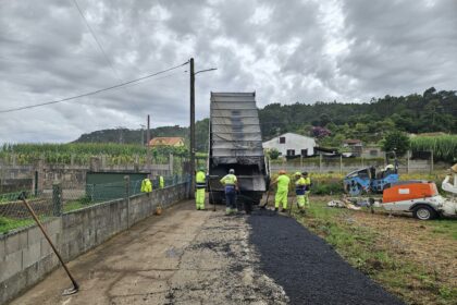 Tomino renova mais de 12 km de caminos cun investimento de mais de 13 millons