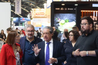 Foto Rosana Perez Oscar Insua Carmela Gonzalez Xabier P Igrexas e Filipe Abalde con Eloy Garcia 1