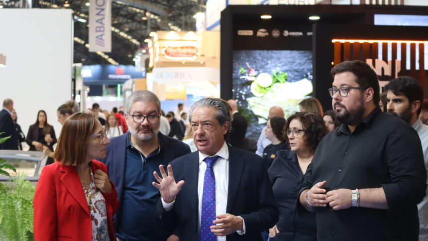 Foto Rosana Perez Oscar Insua Carmela Gonzalez Xabier P Igrexas e Filipe Abalde con Eloy Garcia 1