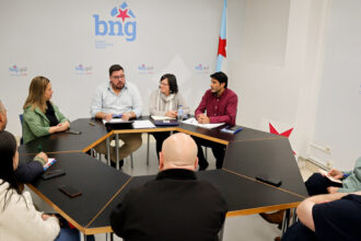 O grupo municipal do BNG de Vigo con representantes da Favec